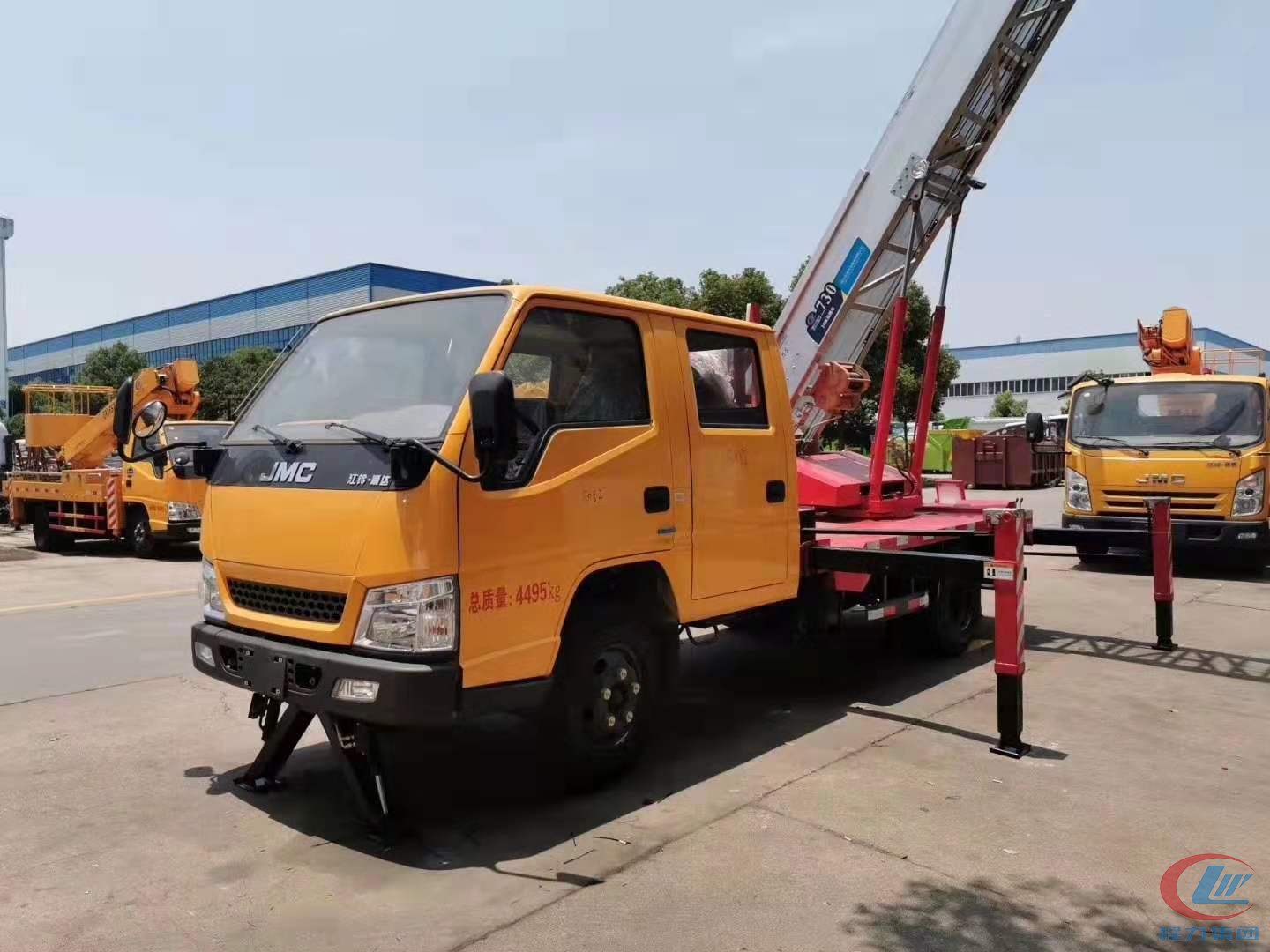 易倍·(中国)体育EMC集团江铃30米进口云梯车